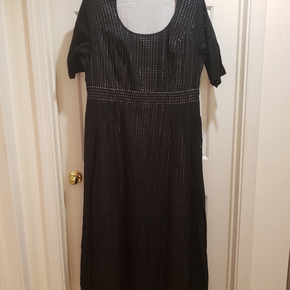 Eshakti plus size eyelet maxi dress size 20, NWOT